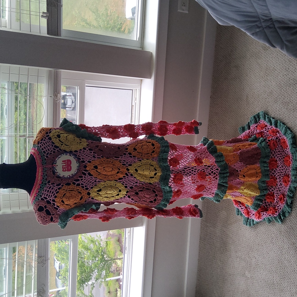 CeliaB Crochet Maxi Dress - Picture 15 of 16